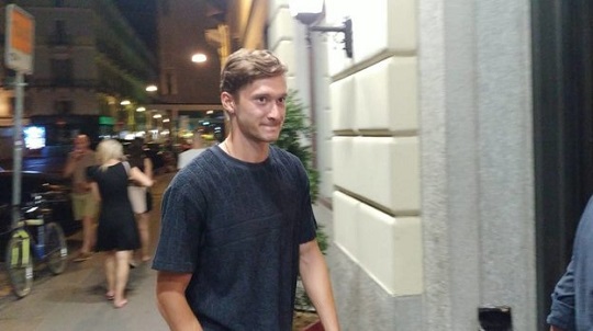 

Алексей Миранчук прибыл в Турин для завершения перехода в "Торино". 

